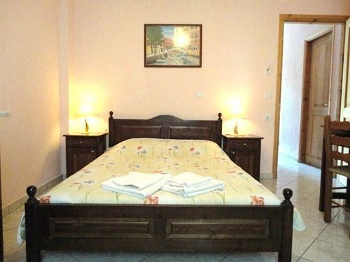 Smile Stella Studios Skopelos Town Ngoại thất bức ảnh