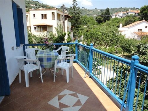 Smile Stella Studios Skopelos Town Ngoại thất bức ảnh
